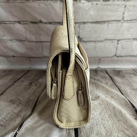 Liz Claiborne Beige Snake Skin Patterned Crossbody Bag - Picture 4 of 6